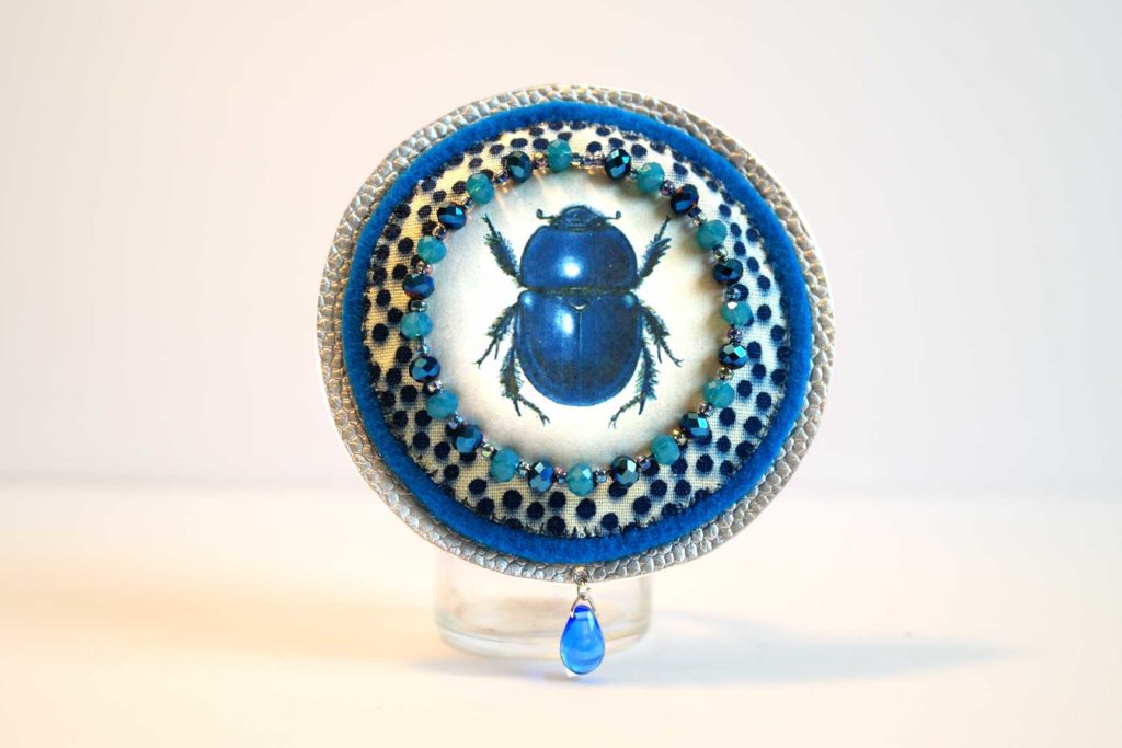 Broche Scarabée Bleu Intense Agamemnon - Strass Et émaillée - Acier - Neuf Avec étiquettes